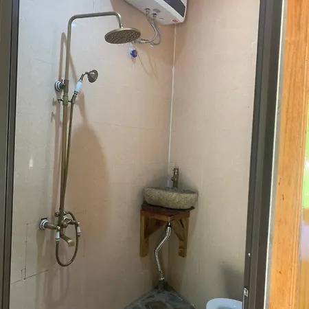 Que Homestay Hoa Binh Exterior photo