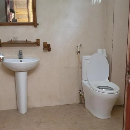 Que Homestay Hoa Binh Exterior photo