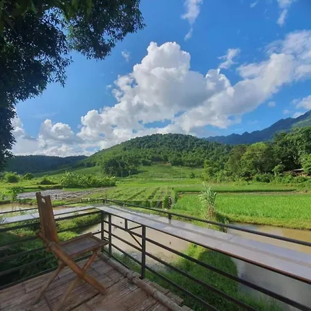 Que Homestay Hoa Binh Exterior photo