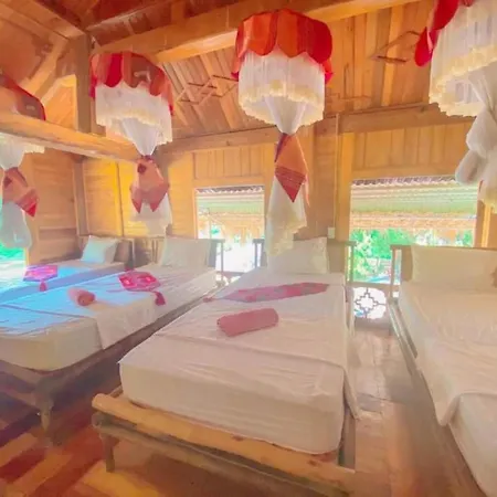 Que Homestay Hoa Binh Exterior photo