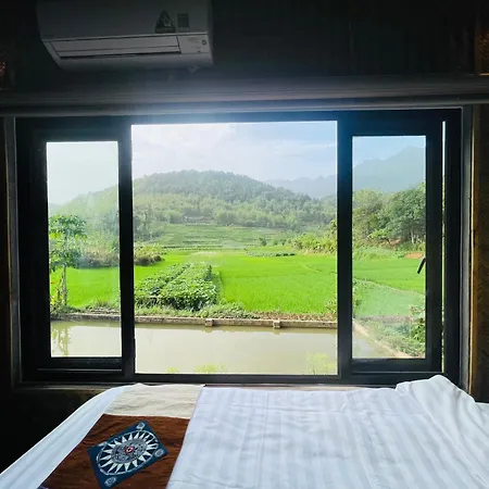 Que Homestay Hoa Binh Exterior photo